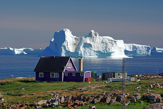 Gewaltige Eisberge vor Grönland