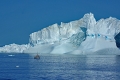 Gewaltige Eisberge vor Grönland